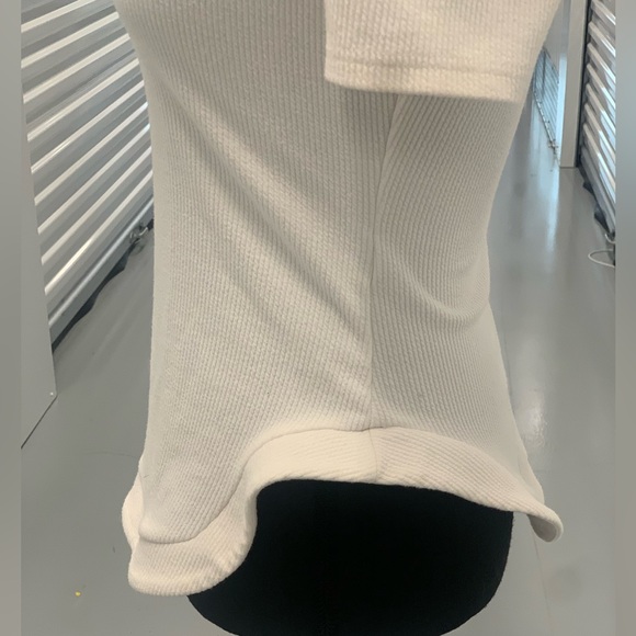 SHEIN Brand Scoop Neck Shirt - Picture 4 of 8